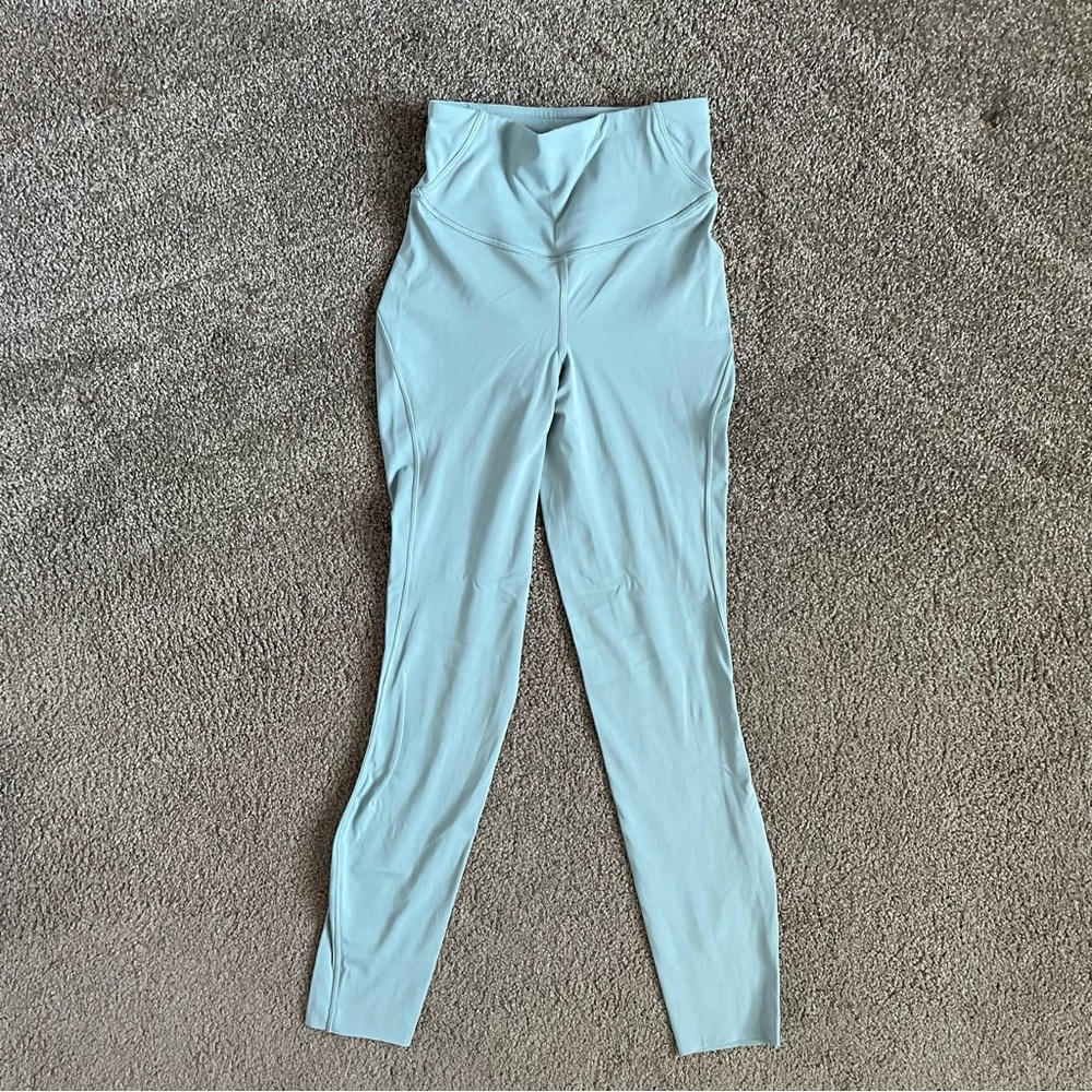 Lululemon Base Pace 2